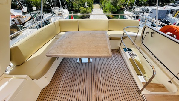 2011 PRESTIGE 60 FLY