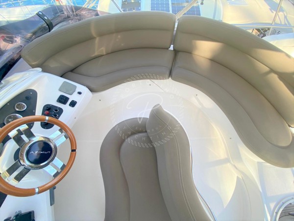 2009 AZIMUT 42