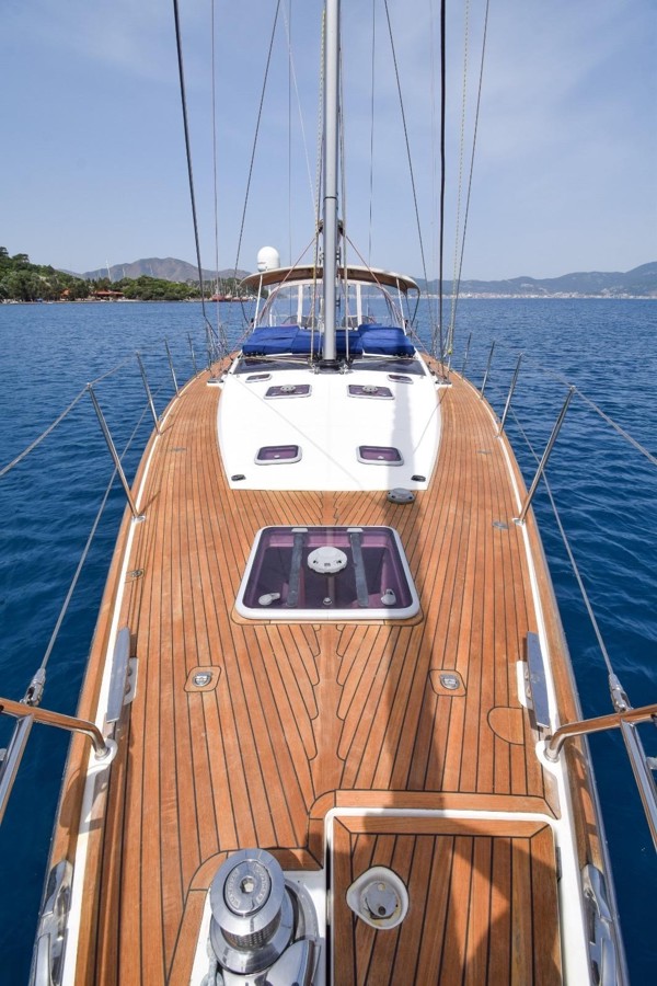 2013 JEANNEAU 57