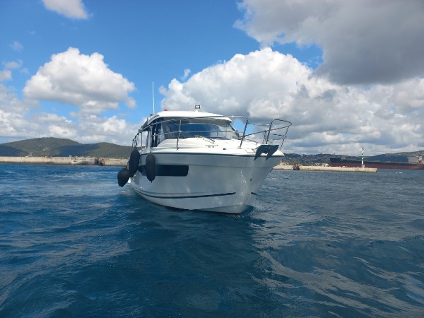 2017 JEANNEAU MERRY FISHER 895