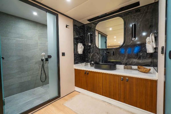 2024 MOTOR SAILOR 50 M