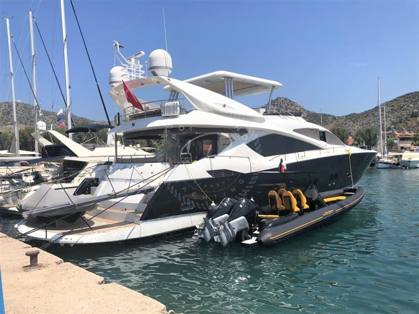 2007 SUNSEEKER 82