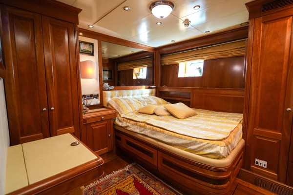 2001/2022 ROYAL DENSHIP 110 SLOOP 