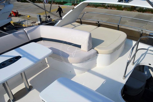 2008 PRINCESS 54