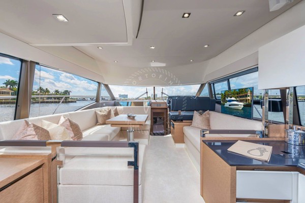 2021 PRESTIGE 460 FLY