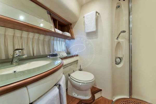 2005 AZIMUT 62
