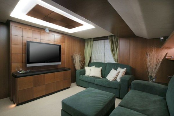 AZIMUT GRANDE 116