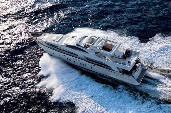 AZIMUT GRANDE 116