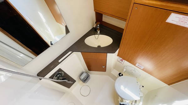 2016 BAVARIA 46 CRUISER