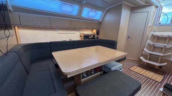 2024 BAVARIA 46 CRUISER