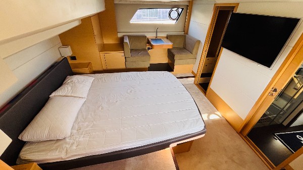 2013 PRESTIGE 500 FLY