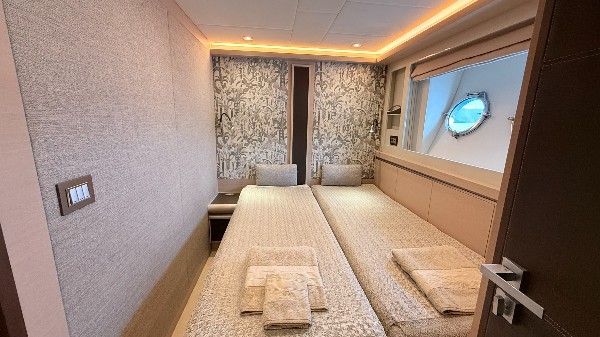 2020 MONTE CARLO YACHTS MCY 80