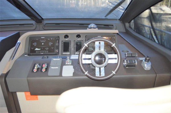 2017 AZIMUT 72