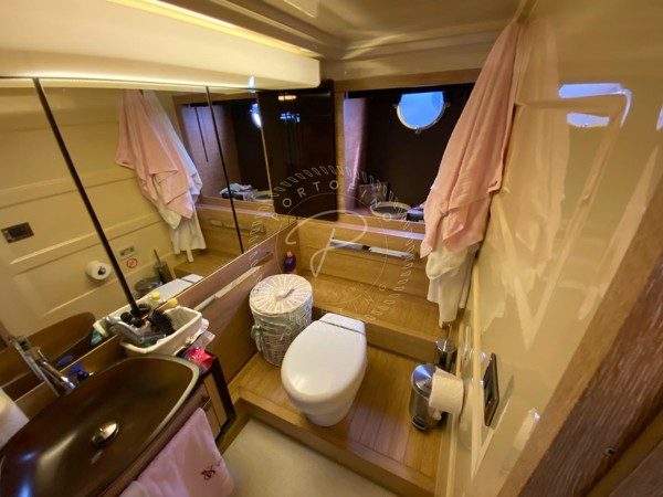 2012 AZIMUT 64 FLY