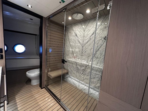 2022 AZIMUT GRANDE 27