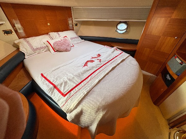 2007 AZIMUT 55 E