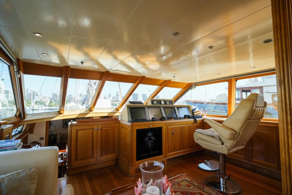2001/2022 ROYAL DENSHIP 110 SLOOP 