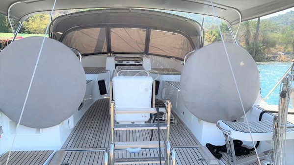 2018 JEANNEAU 51