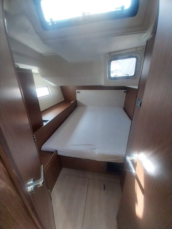 2021 BENETEAU OCEANIS 51.1