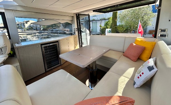2019 SUNSEEKER PREDATOR 50