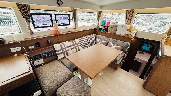 2018 LAGOON 40 OWNER'S VERSION