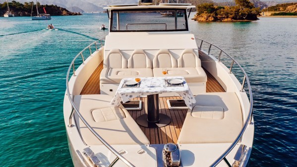 CUSTOM 16M