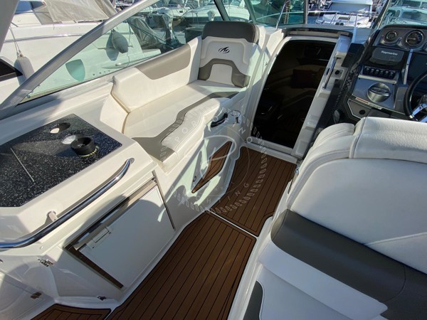 2014 MONTEREY 295 SCR