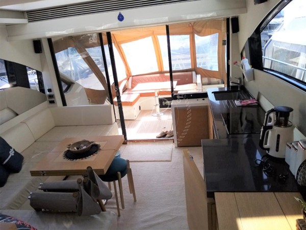 2012 FAIRLINE TARGA 50 GT