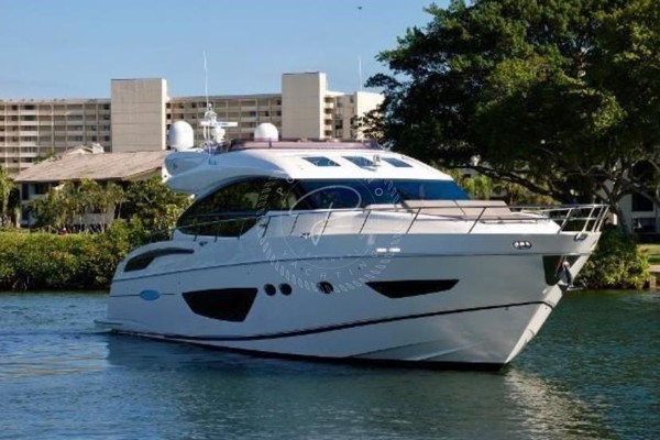 2015 PRINCESS 72S