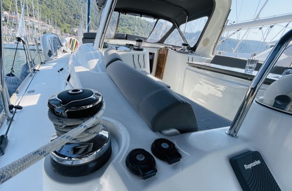 2011 BENETEAU OCEANIS 50