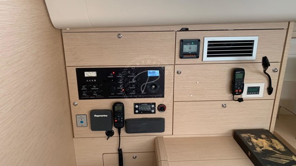 2018 JEANNEAU 51