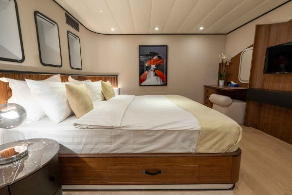 2024 MOTOR SAILOR 50 M