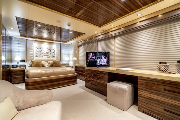 2007/2015 GOLDEN YACHTS CUSTOM 52M