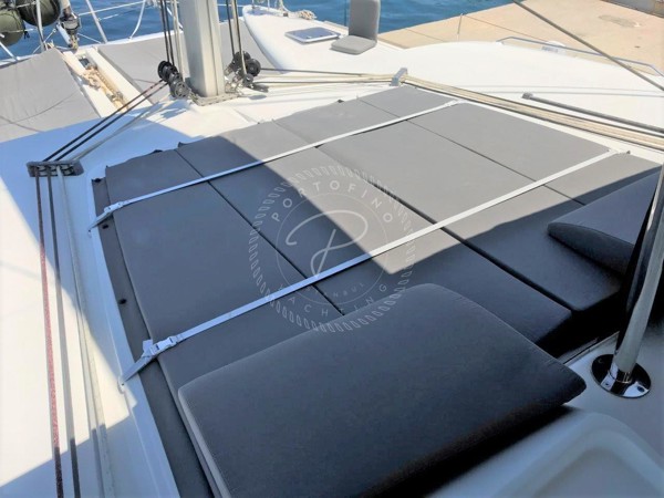 2011 LAGOON 450 F