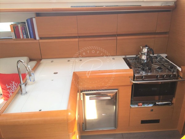 2015 JEANNEAU SUN ODSSEY 469