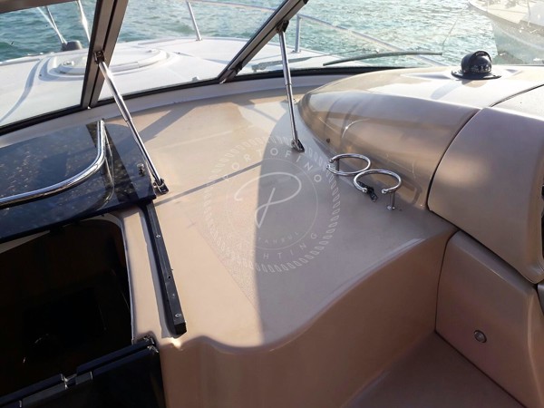 2010 FOUR WINNS V285