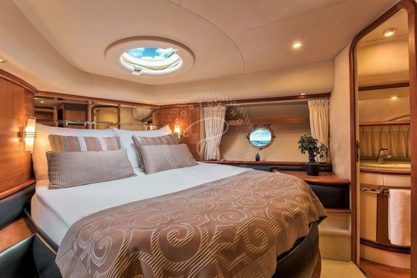 2005 AZIMUT 62