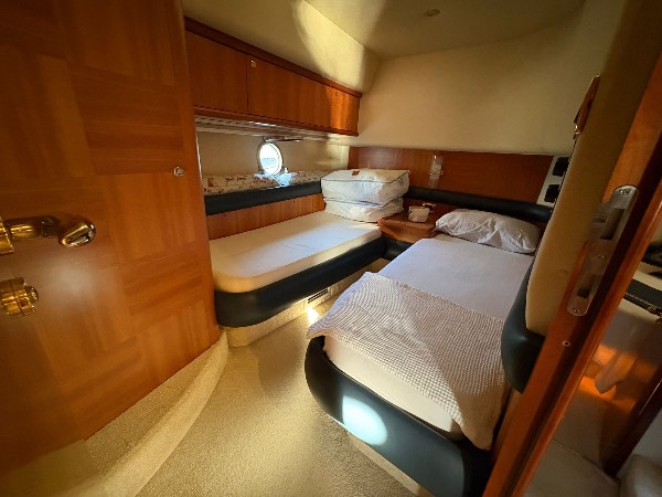 2007 AZIMUT 55 E