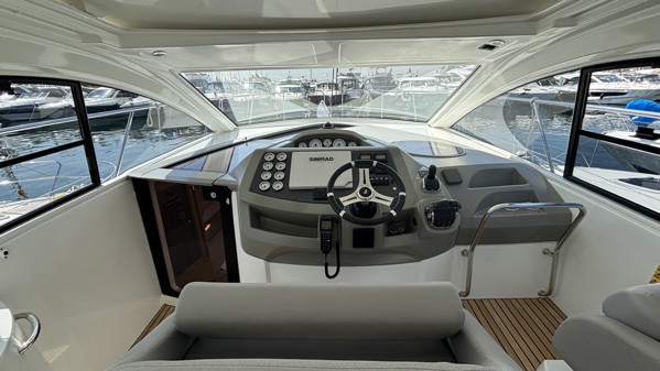 2014 BENETEAU GT 38