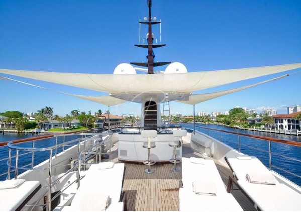 2010 SANLORENZO 37M