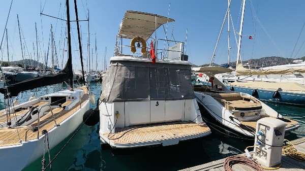 2018 BENETEAU SWIFT TRAWLER 30