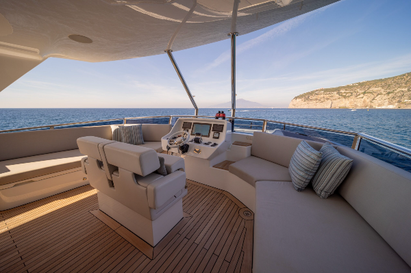 2023 MOTOR YACHT 26 M 