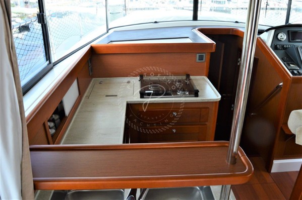 2015 BENETEAU SWIFT TRAWLER 44