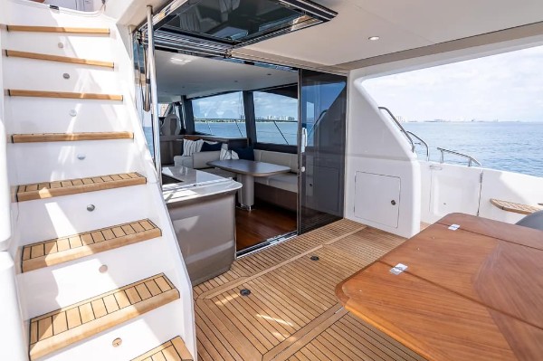 2023 PRINCESS F65