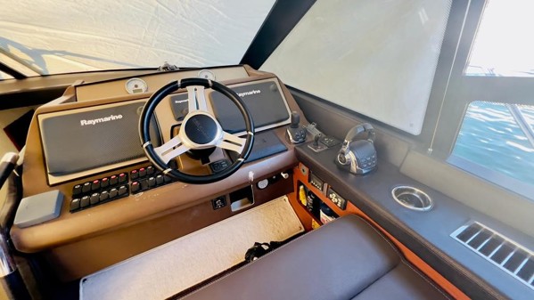 2014 PRESTIGE 500 FLY