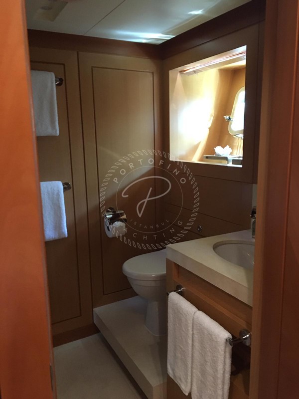 2010 SANLORENZO 37M