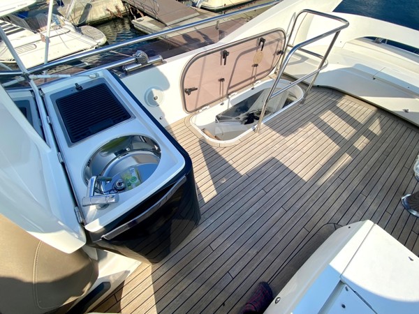 2015 PRINCESS 52