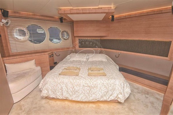 2013 MONTE CARLO YACHT 76