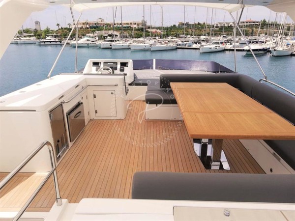 2015 NUMARINE 70 FLY