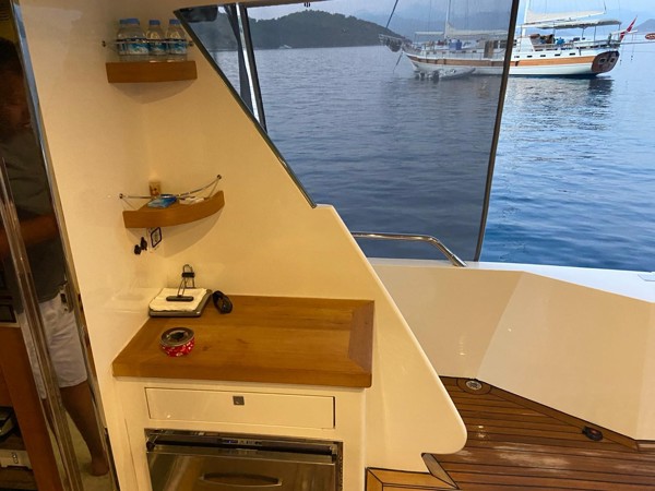 2010/2021 NUMARINE 78 FLY